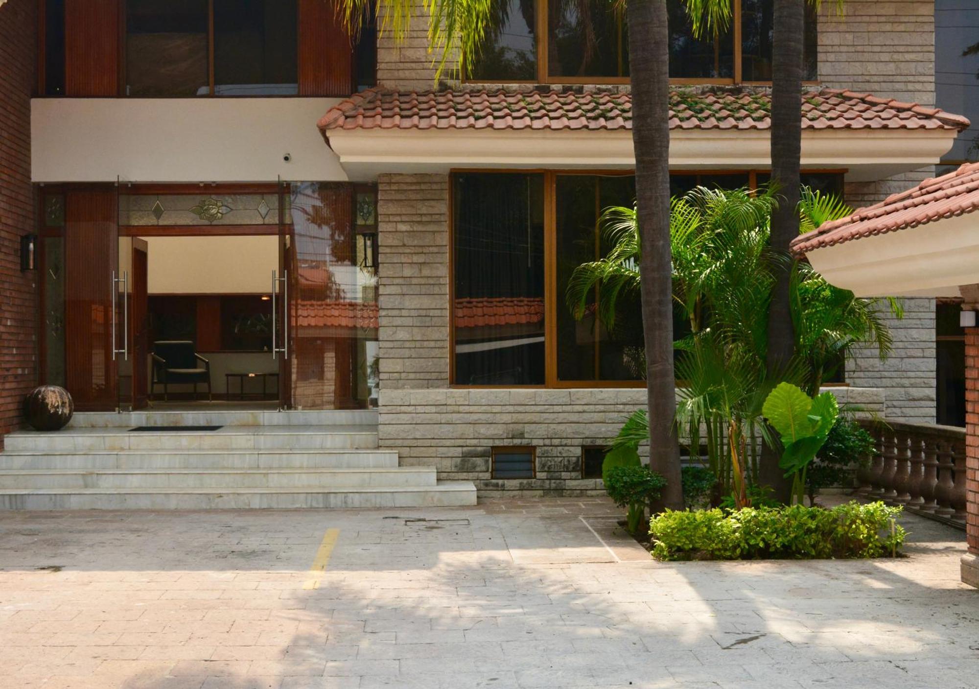 Hotel Casa Palmas Zapopan Exterior foto
