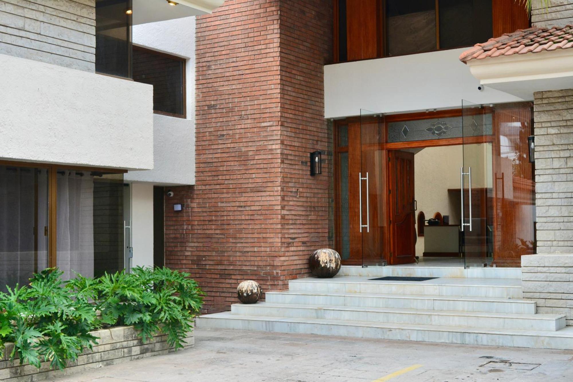 Hotel Casa Palmas Zapopan Exterior foto